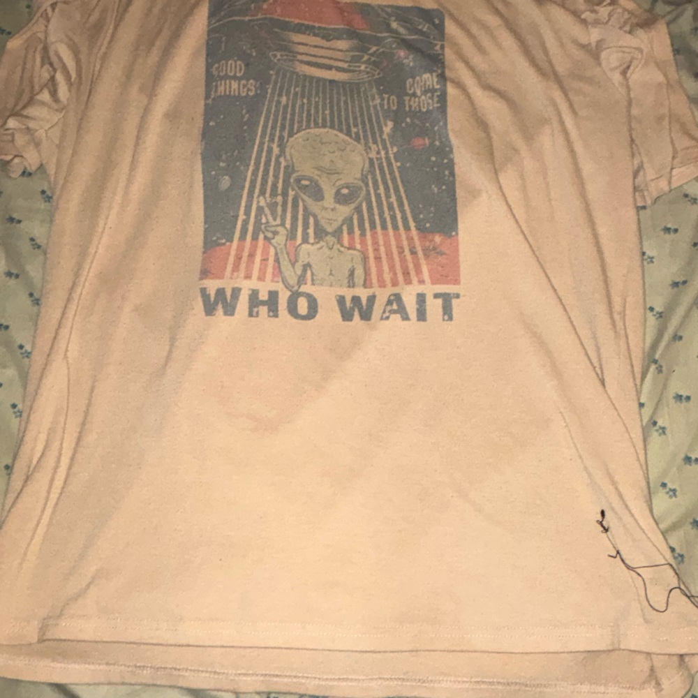 ROMWE Beige Graphic Tee